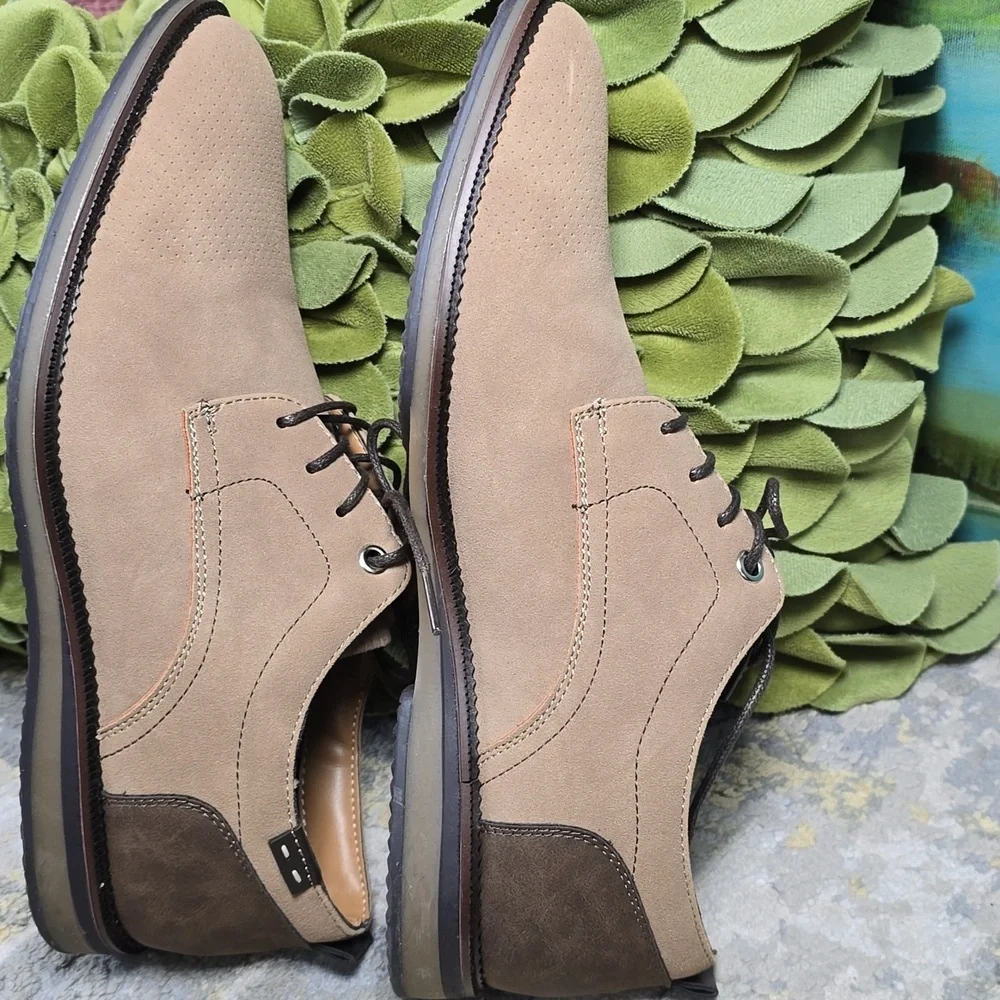 Madden Men's Heptor Taupe Faux Suede Dress Shoes Size 8